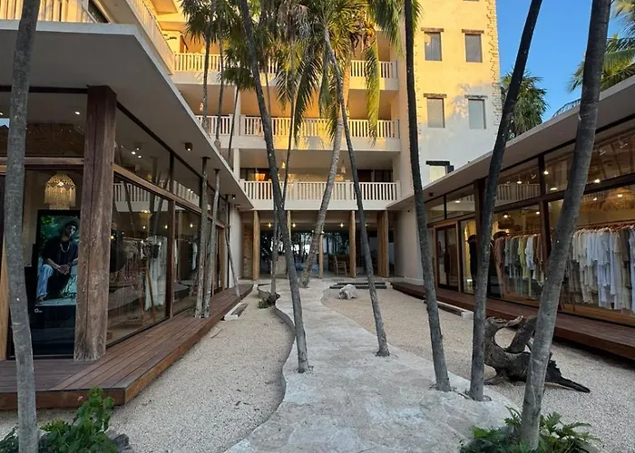 Azucar Hotel