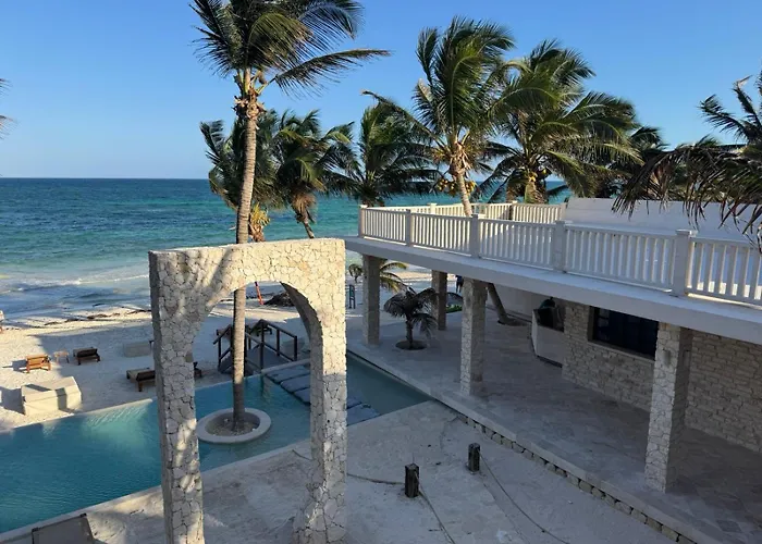 Azucar Hotel
