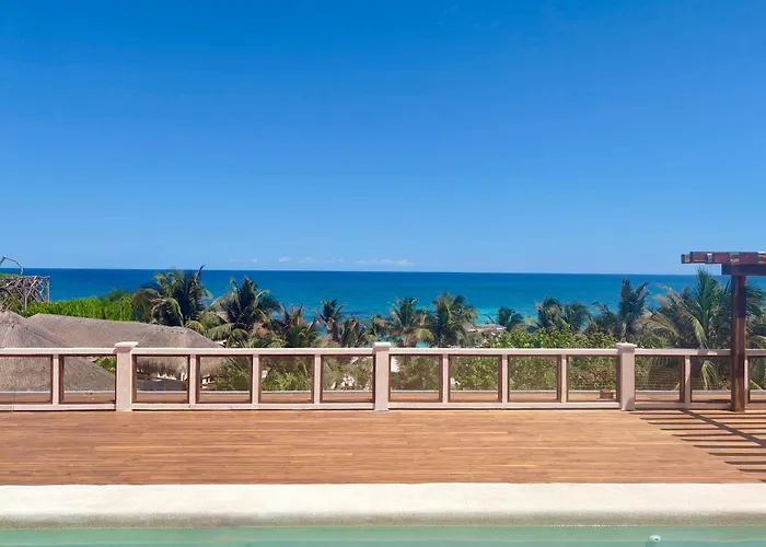 Azucar 3* Tulum