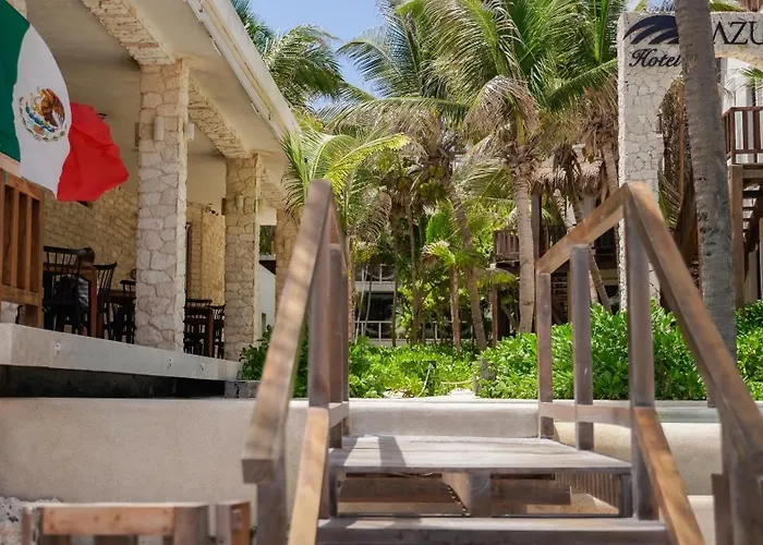 Hotel Azucar